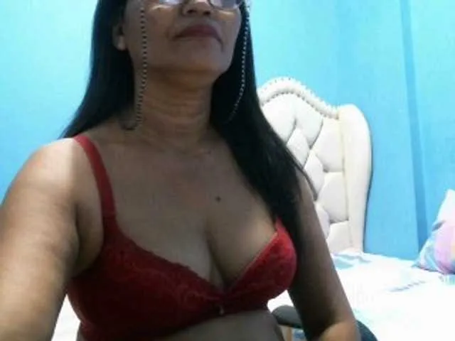Live sex webcam photo for hOtGranny4u #275964063