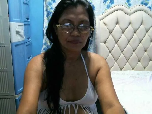 Live sex webcam photo for hOtGranny4u #276174755