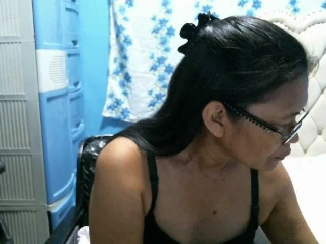 Live sex webcam photo for hOtGranny4u #276188262
