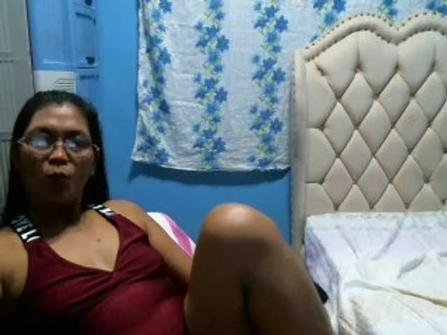 Live sex webcam photo for hOtGranny4u #276195054