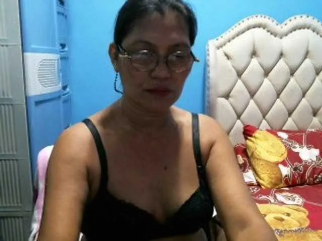 Live sex webcam photo for hOtGranny4u #276387577
