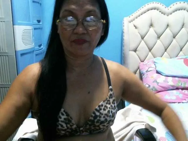 Live sex webcam photo for hOtGranny4u #276472191