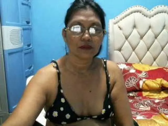 Live sex webcam photo for hOtGranny4u #276634104