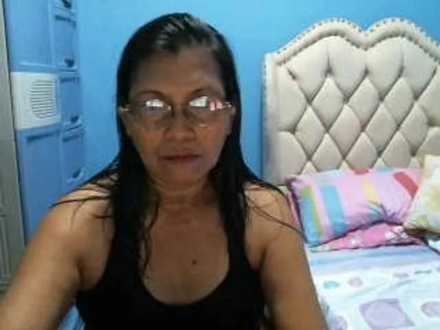 Live sex webcam photo for hOtGranny4u #276882355