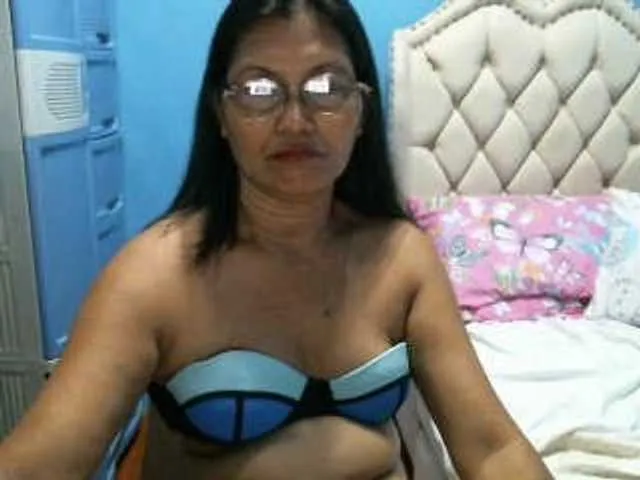 Live sex webcam photo for hOtGranny4u #276968463