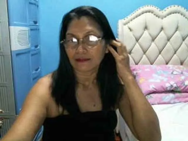 Live sex webcam photo for hOtGranny4u #277087287