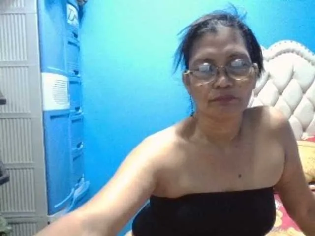 Live sex webcam photo for hOtGranny4u #277467364