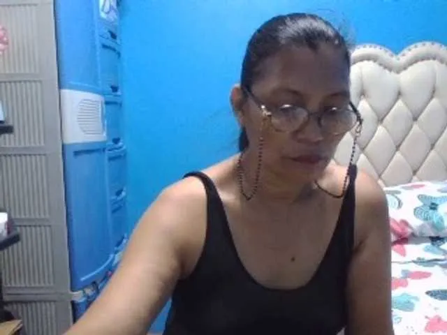 Live sex webcam photo for hOtGranny4u #277746790
