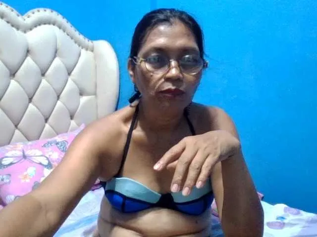 Live sex webcam photo for hOtGranny4u #278015918