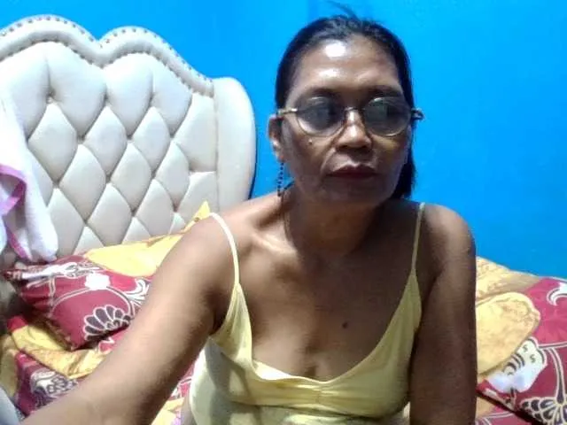 Live sex webcam photo for hOtGranny4u #278139929