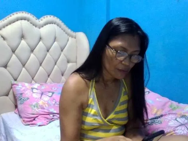 Live sex webcam photo for hOtGranny4u #278189509