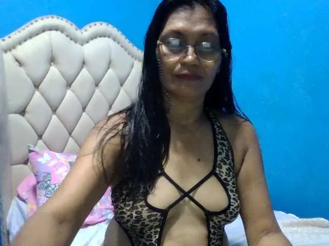 Live sex webcam photo for hOtGranny4u #278213396