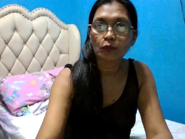 Live sex webcam photo for hOtGranny4u #288089316