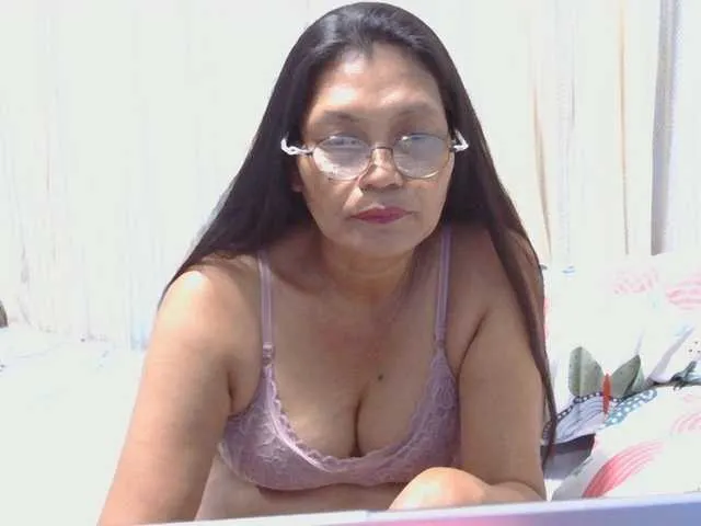 Live sex webcam photo for hOtGranny4u #290628481