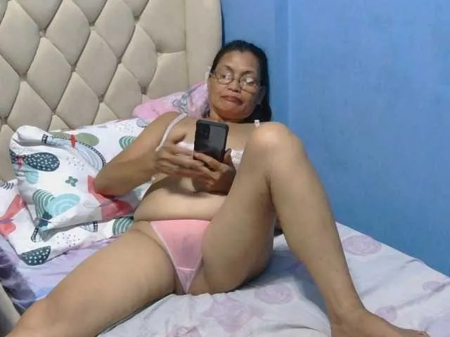 Live sex webcam photo for hOtGranny4u #293782872