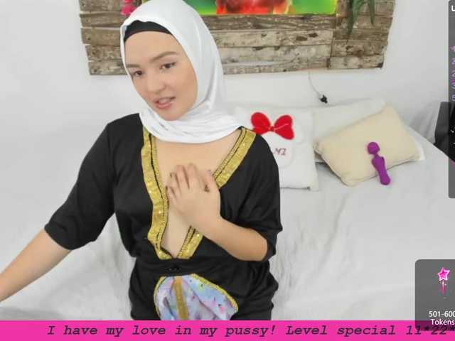 Live sex webcam photo for hadarah #272952562