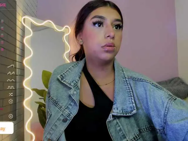 Live sex webcam photo for hade-tay #277117185