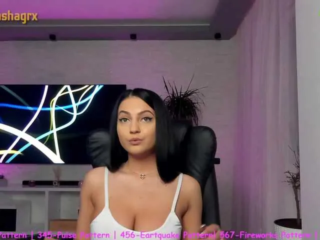 Live sex webcam photo for haileygrx #272970794