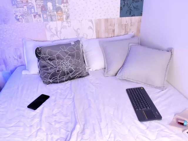 Live sex webcam photo for haimibell #276387021