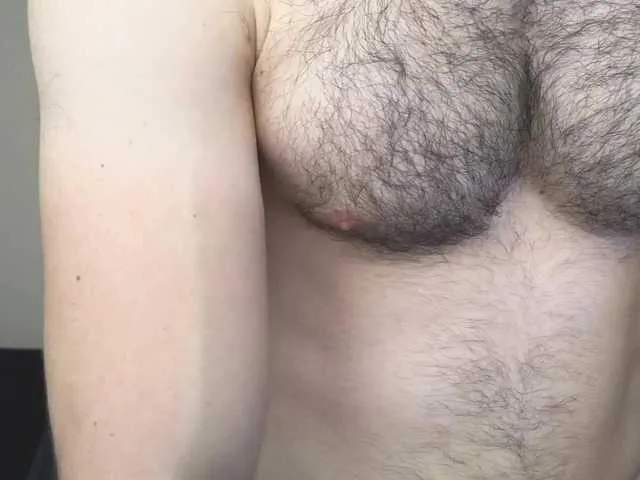 Live sex webcam photo for hairyncuteass #290502366