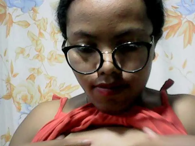 Live sex webcam photo for hanita12 #290452973