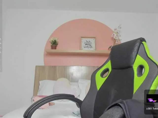 Live sex webcam photo for hanna-bourgue #276476173