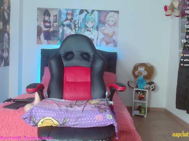 Live sex webcam photo for hanna-davis01 #290433701