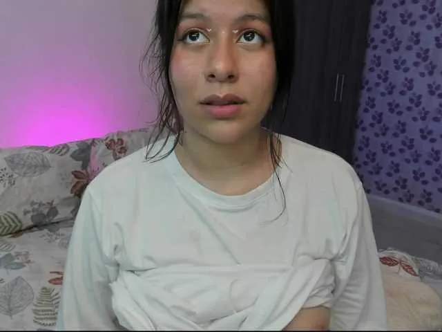 Live sex webcam photo for hanna-johnsoon #277512147
