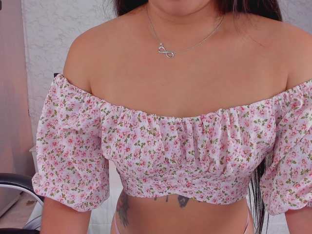 Live sex webcam photo for hanna-milano #275710333