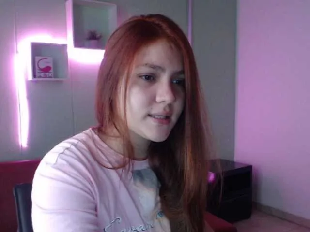 Live sex webcam photo for hanna-queen21 #272226808