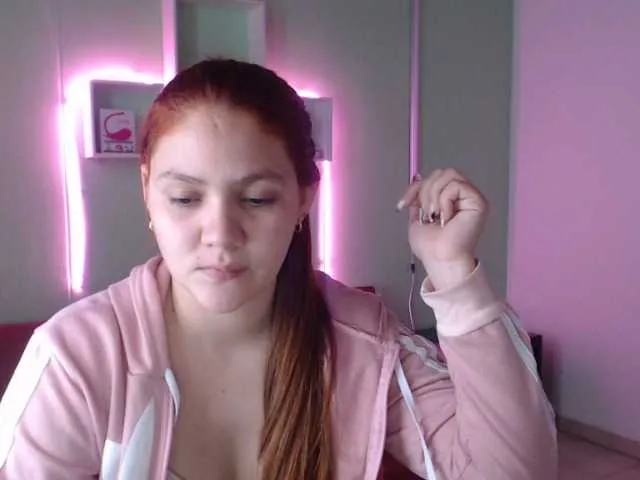 Live sex webcam photo for hanna-queen21 #272269894