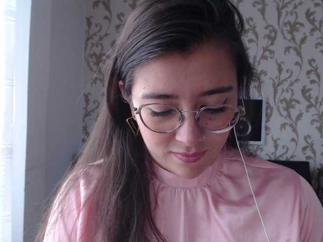 Live sex webcam photo for hanna-sex #272587918