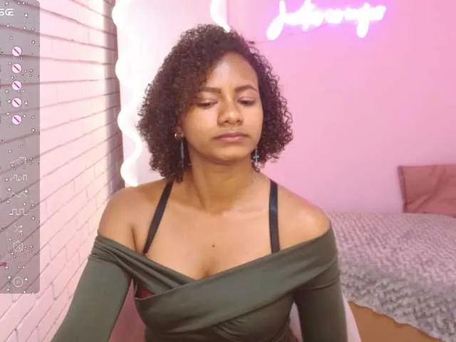 Live sex webcam photo for hanna-tay #277303374