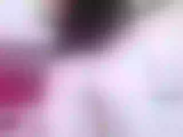 Live sex webcam photo for hannahill69 #288031725