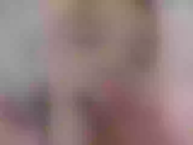 Live sex webcam photo for hannahill69 #290437809