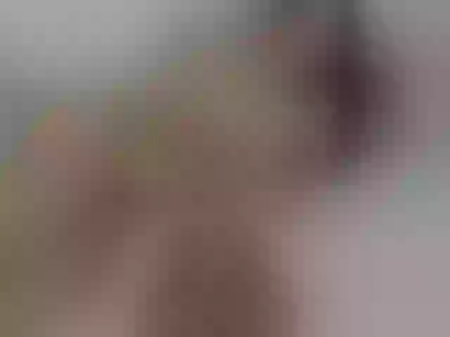 Live sex webcam photo for hannahill69 #290471748