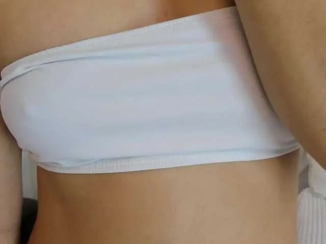 Live sex webcam photo for hannahill69 #290708104