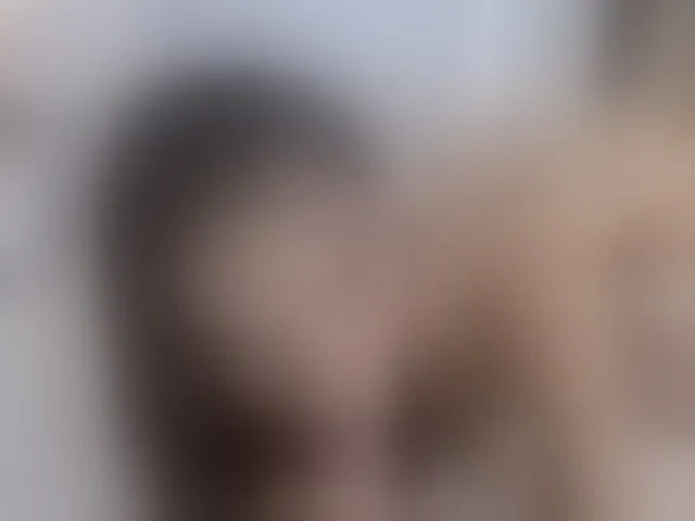 Live sex webcam photo for hannahill69 #293952882