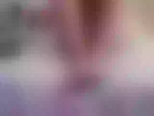 Live sex webcam photo for hannahot-1 #276328569