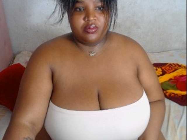 Live sex webcam photo for hannai #277267915