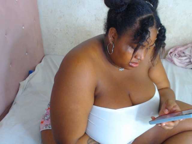 Live sex webcam photo for hannai #277605085