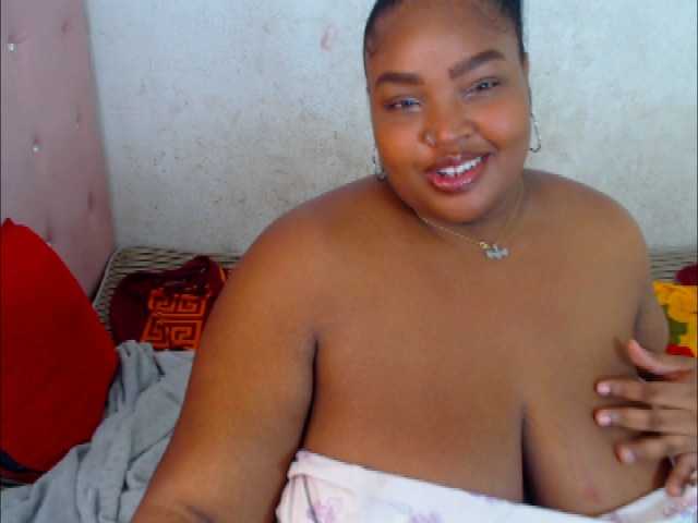 Live sex webcam photo for hannai #277645605