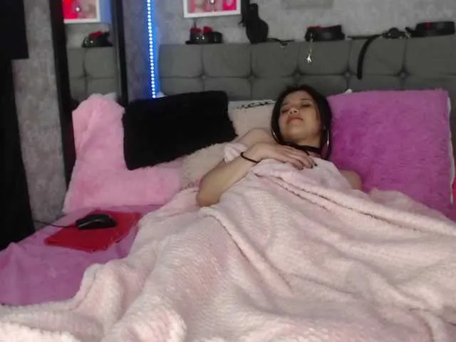 Live sex webcam photo for hannandbriana #273950668