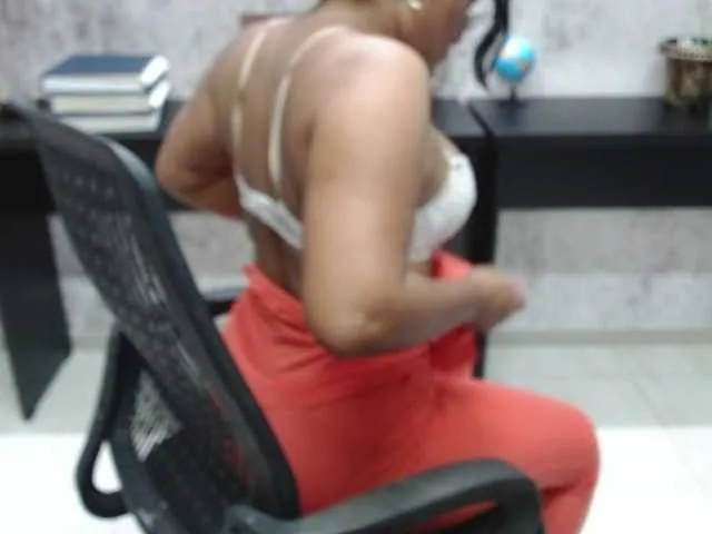 Live sex webcam photo for hanny-love #273803387