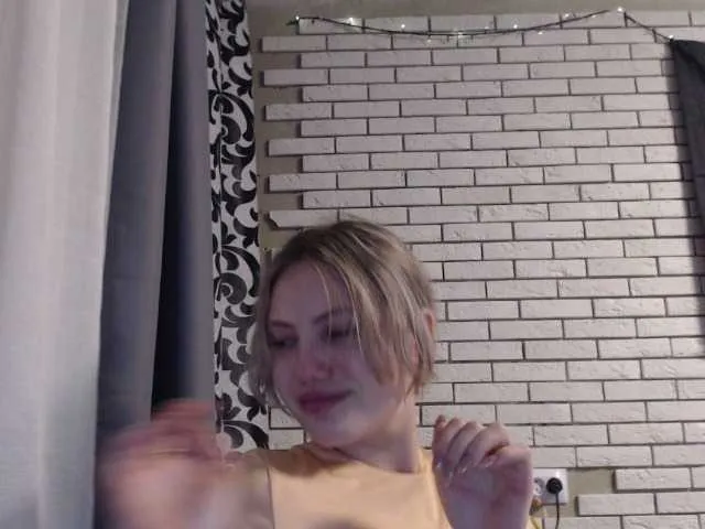 Live sex webcam photo for hannyBanny6 #276704548
