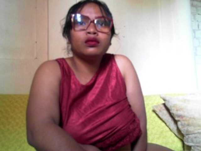 Live sex webcam photo for happinesshott #276764649