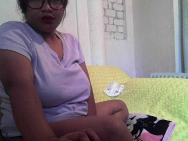 Live sex webcam photo for happinesshott #276848869