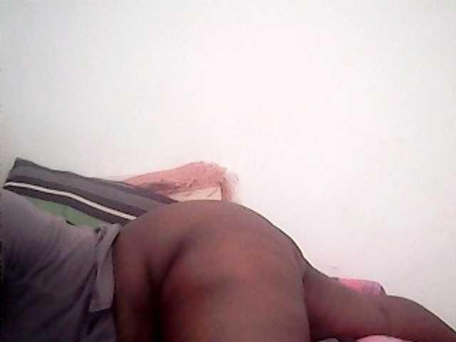 Live sex webcam photo for happymoonx #274155519