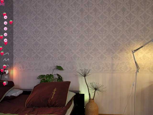 Live sex webcam photo for happywhores #289771335