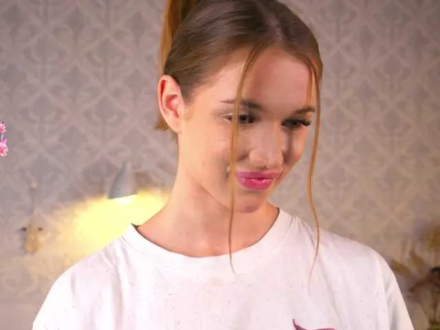 Live sex webcam photo for happywhores #290984956